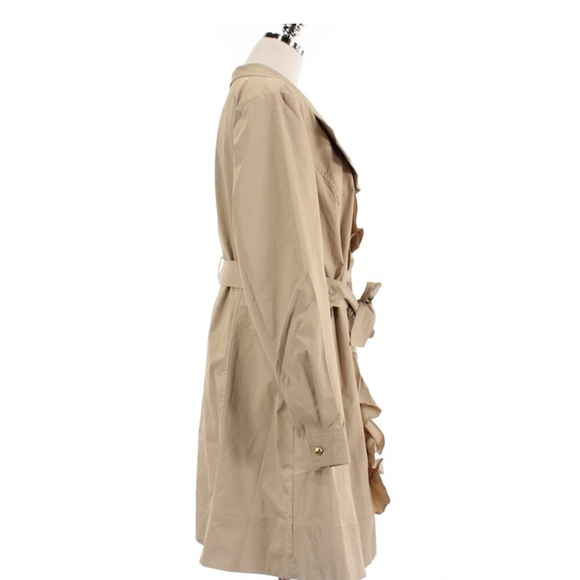 Milano Elegant Tan Trench Coat - Picture 3 of 8